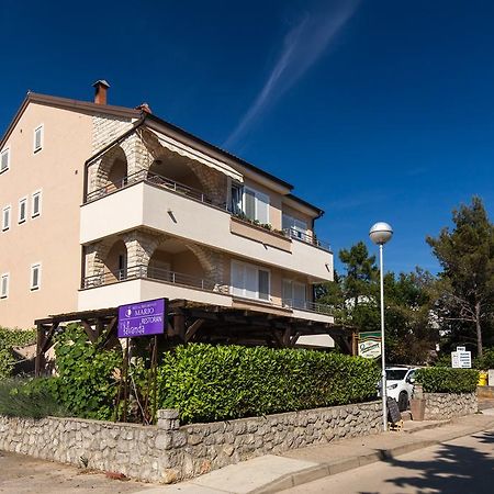 Bed & Breakfast Mario Krk Town Extérieur photo