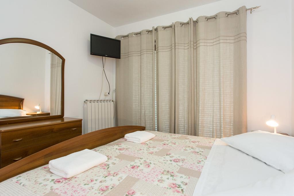 Bed & Breakfast Mario Krk Town Chambre photo